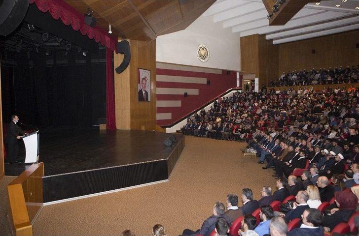 Prof. Dr. Mehmet Görmez Atatürk Üniversitesi Öğrencilerine Konferans Verdi G5