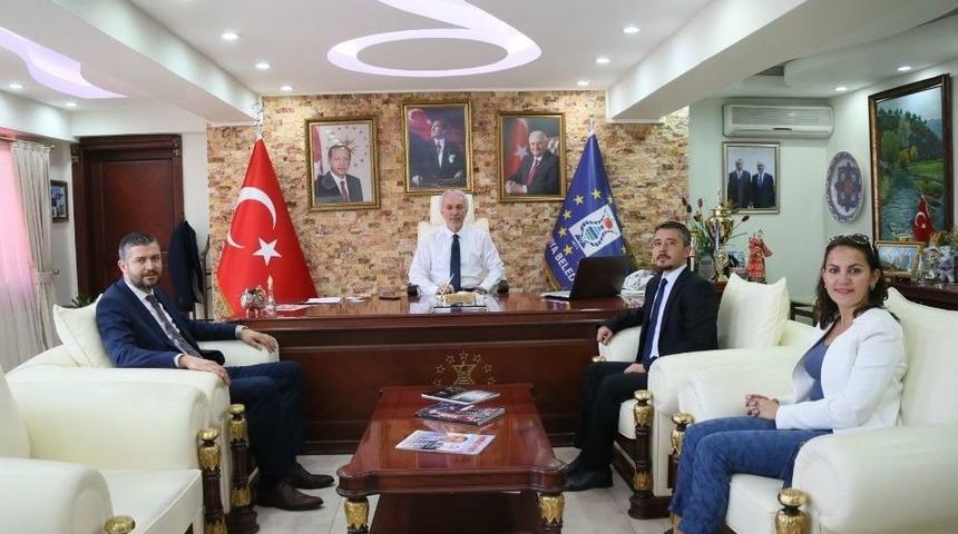 Eczacılar G&uuml;n&uuml;n&uuml; Kutladı