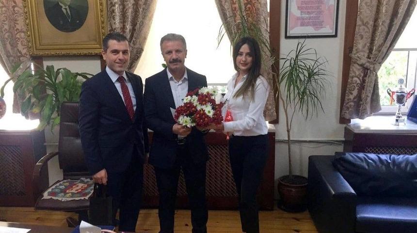 Pırlanta Kalpli &Ouml;ğretmenlere Anlamlı Ziyaret