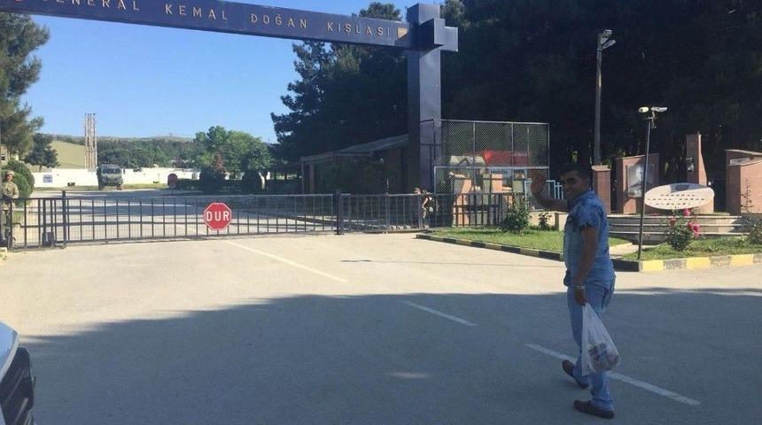 Tahmazoğlun&rsquo;dan Mehmet&ccedil;iğe S&uuml;rpriz Anneler G&uuml;n&uuml; Hediyesi