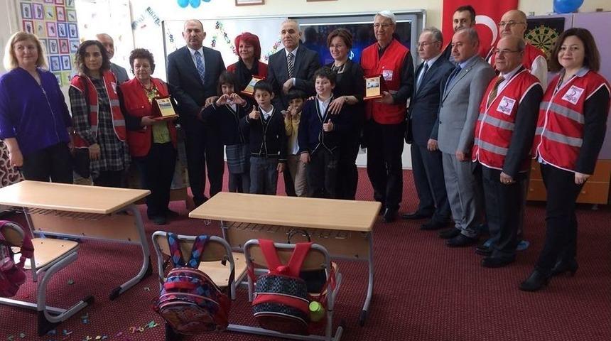 Kızılay &Ccedil;orlu Şubesi&rsquo;nden &Ouml;zel Eğitim Sınıflarına Destek