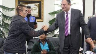 Kayseri Emniyeti Yürekleri Isıtmaya Devam Ediyor