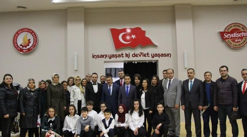 Başkan Tutal, 24 Kasım&rsquo;da &Ouml;ğretmenleri Unutmadı