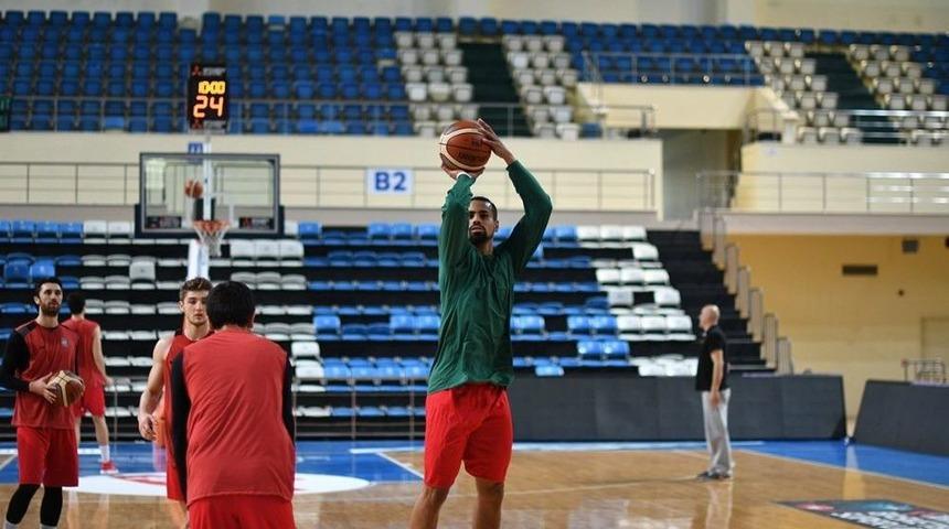 Sakarya B&uuml;y&uuml;kşehir Basket, Dar&uuml;şşafaka Ma&ccedil;ı Hazırlıklarını S&uuml;rd&uuml;r&uuml;yor