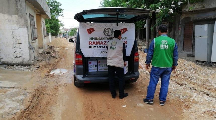 İhh Adıyaman&rsquo;da Ramazan Kumanyası Dağıtımına Başladı