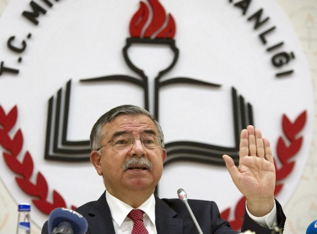 Bakan Yılmaz: "eğitim Eleştirisiz Olmaz, Eleştirilere Bakıp Eğitimin Geri Kaldığını S&ouml;ylemek Doğru Değil&rdquo;