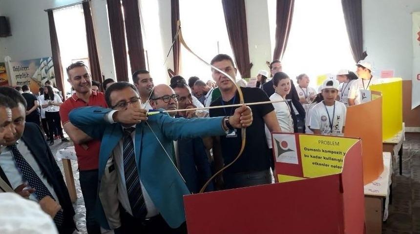 Alaşehir&rsquo;de T&uuml;bitak 4006 Bilim Fuarı A&ccedil;ıldı