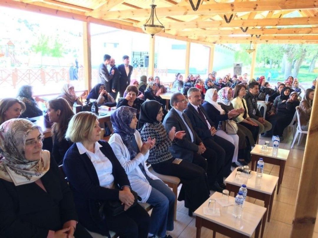Ak&ccedil;adağ Belediyesi&rsquo;nden Anneler G&uuml;n&uuml; Etkinliği