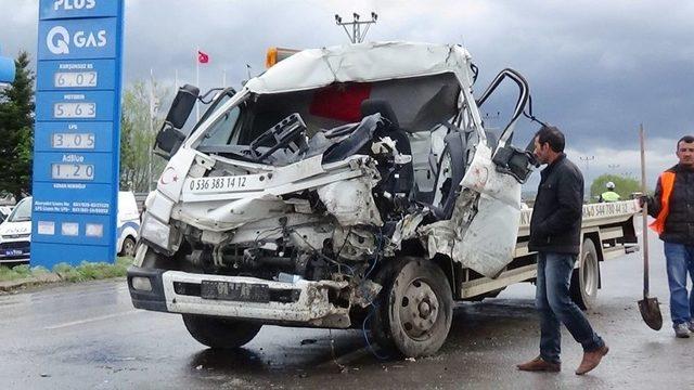 Kars’ta Trafik Kazası: 1 Yaralı