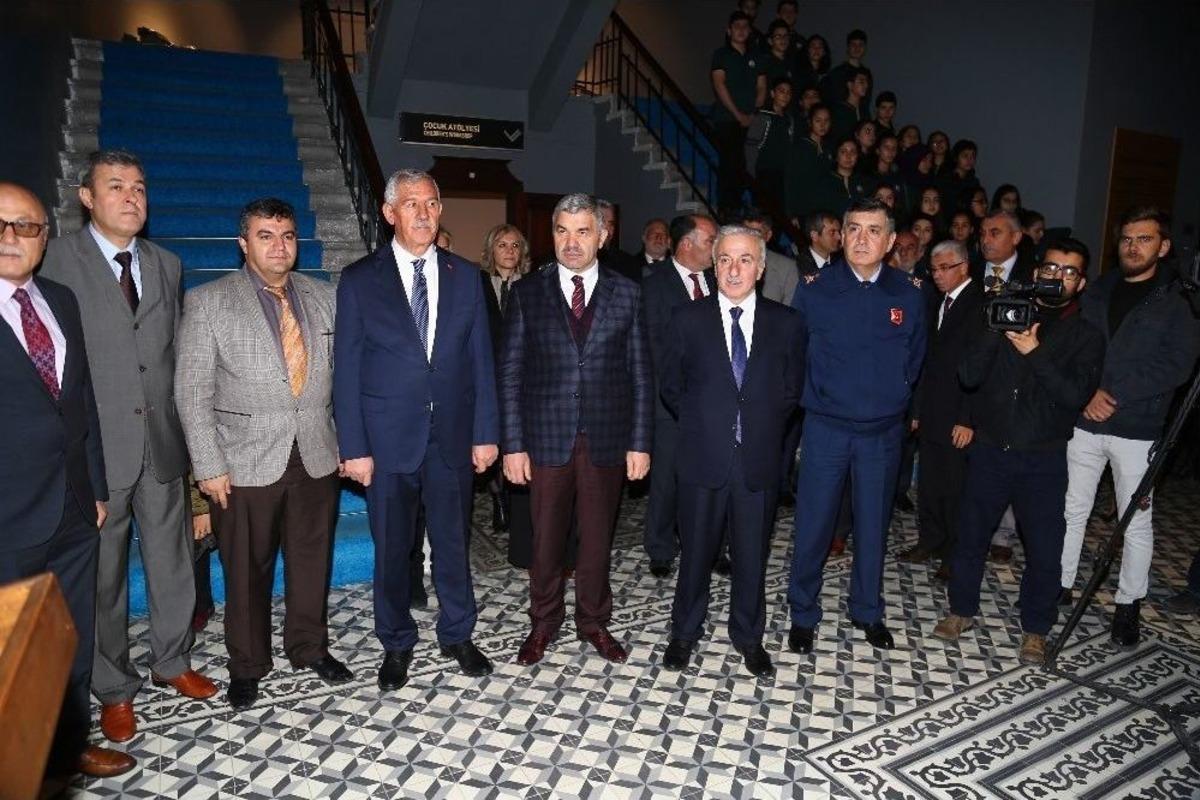 İl Eğitim Tarihi M&uuml;zesi A&ccedil;ıldı