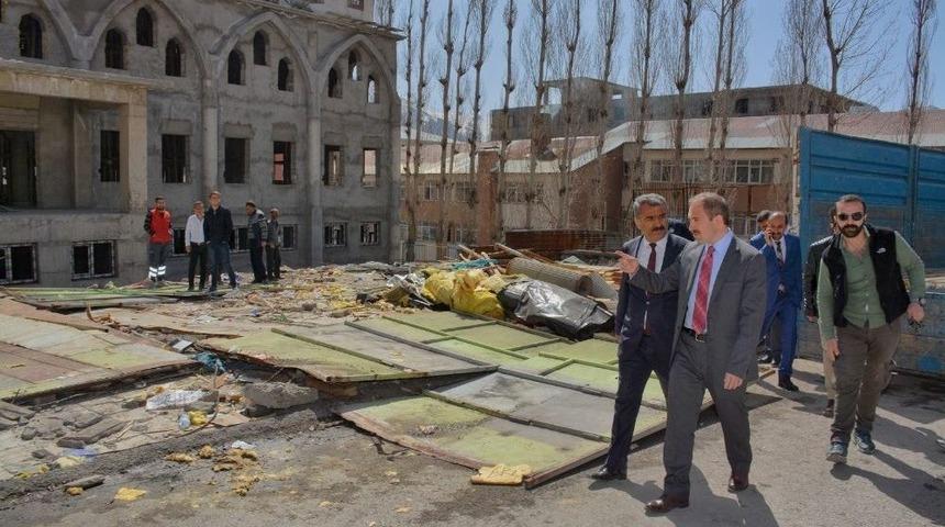 Hakkari Ulu Camii &Ccedil;evresinde B&uuml;y&uuml;k D&ouml;n&uuml;ş&uuml;m Başlıyor