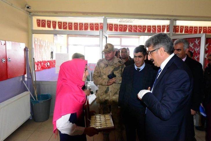 Vali Bilmez, Köylerde G4