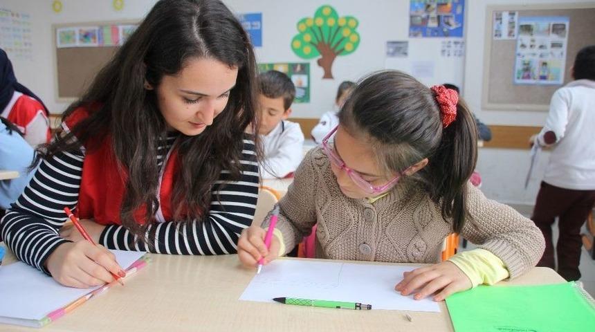 &Ouml;ğrencilerden Asker Ağabeylerine Mektup