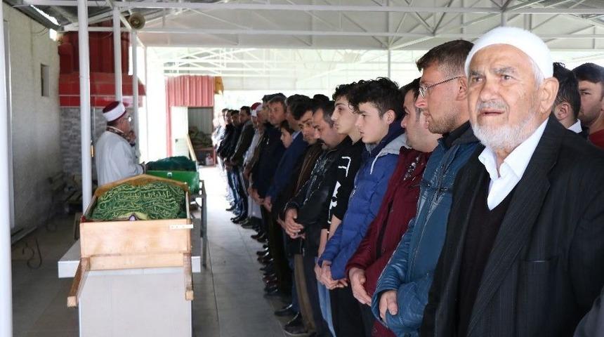 Ayşegül’e Gözyaşı