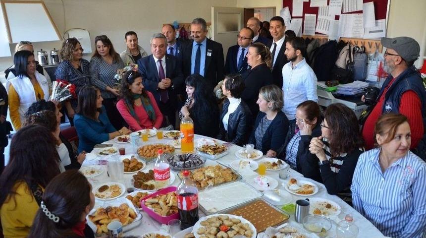 Başkan Kayalı&rsquo;dan &Ouml;ğretmenlere Ziyaret