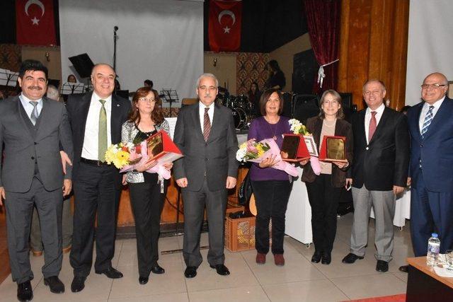 Manisa&rsquo;da &lsquo;il Eğitim Tarihi M&uuml;zesi&rsquo; A&ccedil;ıldı 3