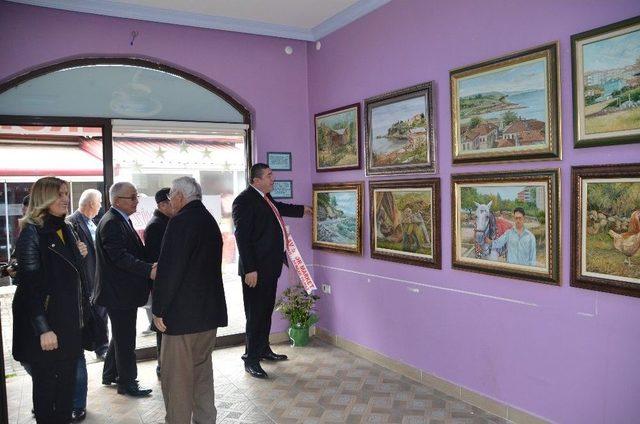 Başkan Tekin, Sergiyi Ziyaret Etti, Eşiyle Birlikte G&ouml;zleme Yaptı 1