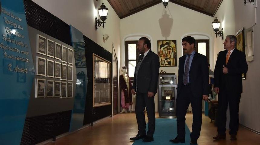 Başkan Doğan&rsquo;dan, &Ouml;ğretmenler G&uuml;n&uuml;nde Anlamlı Ziyaret