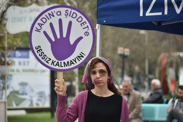 İzmit Belediyesi&rsquo;nden &lsquo;kadına Şiddete Hayır&rsquo; Etkinliği 2