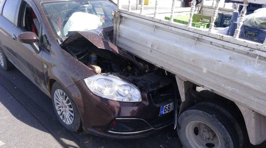 Aksaray&rsquo;da 4 Ara&ccedil;lık Zincirleme Kaza