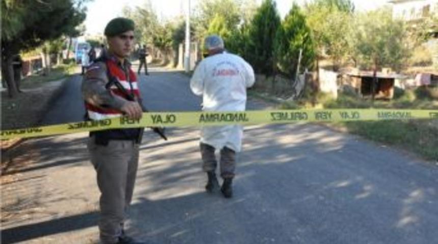 Jandarma, Hırsızı T&uuml;k&uuml;r&uuml;ğ&uuml;nden Yakaladı