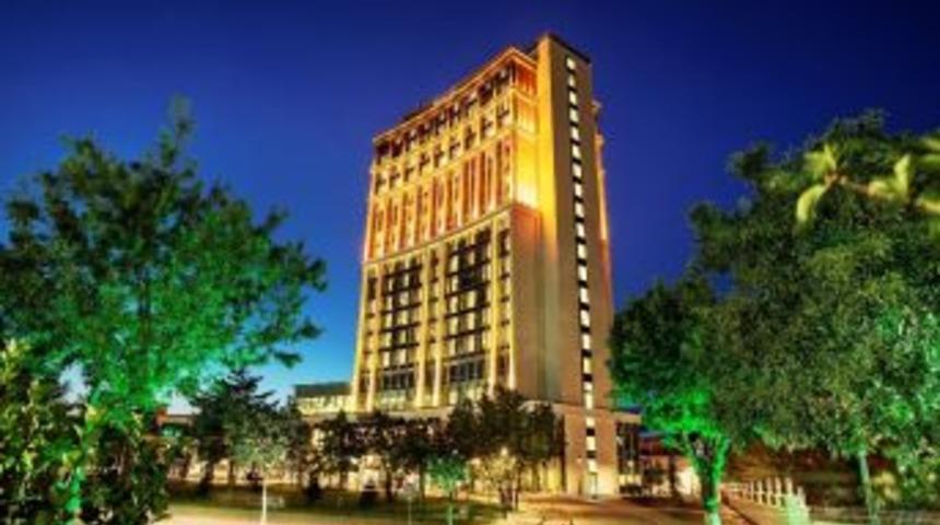 "konukseverlikte M&uuml;kemmellik" &Ouml;d&uuml;l&uuml;n&uuml;n Sahibi Belli Oldu