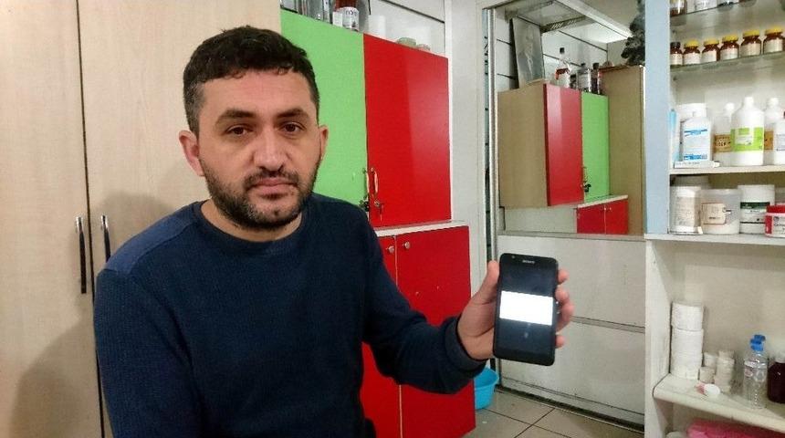 (özel) Hırsızdan Korkup Bankaya Yatırdıkları Parayı Dolandırıcıya Kaptırdı