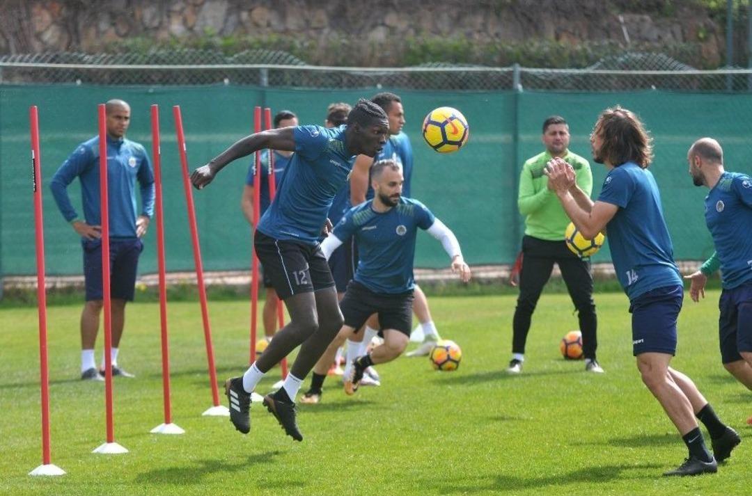 Aytemiz Alanyaspor&rsquo;da Beşiktaş Ma&ccedil;ı Hazırlıkları S&uuml;r&uuml;yor