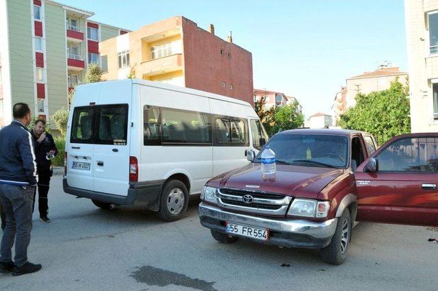 Tarım İşçilerini Taşıyan Pikap İle Minibüs Çarpıştı: 1 Ölü, 6 Yaralı