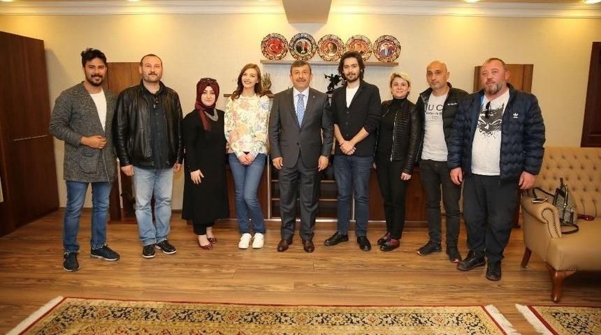 Başkan Karabacak Elif Dizisi Oyuncularını Ağırladı