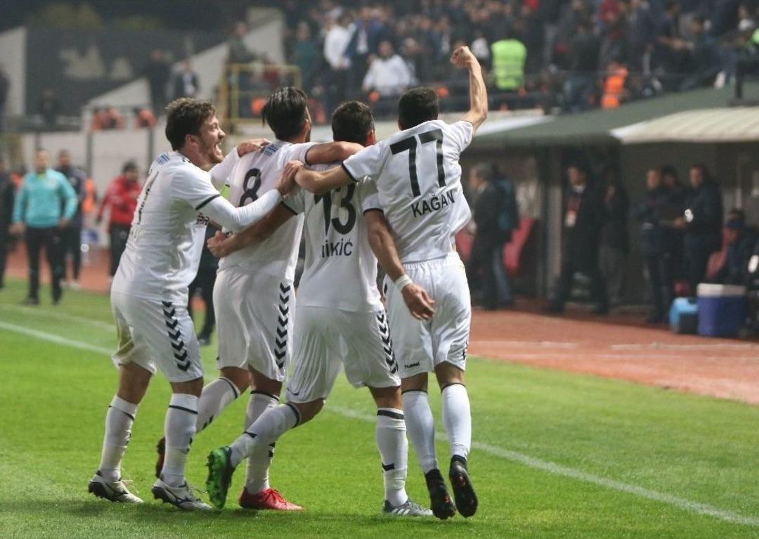 Tff 1. Lig: Manisaspor: 2 - Adana Demirspor: 1