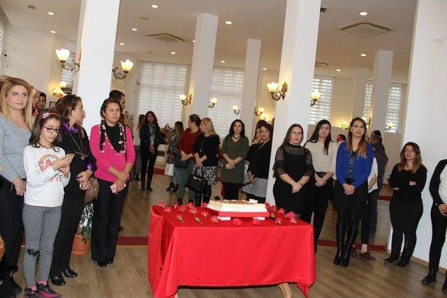 Efeler’de Belediye Bünyesinde Görevli Öğretmenler Unutulmadı 1