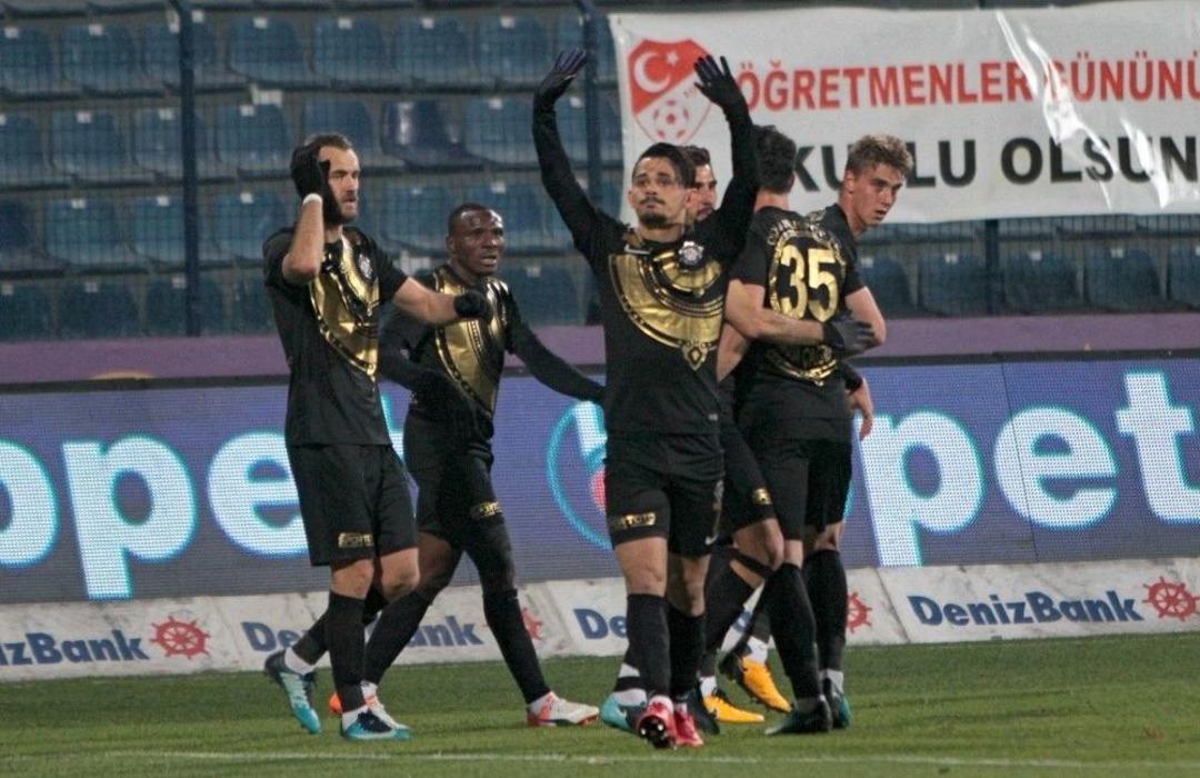S&uuml;per Lig: Osmanlıspor: 1 - Gen&ccedil;lerbirliği: (ilk Yarı)