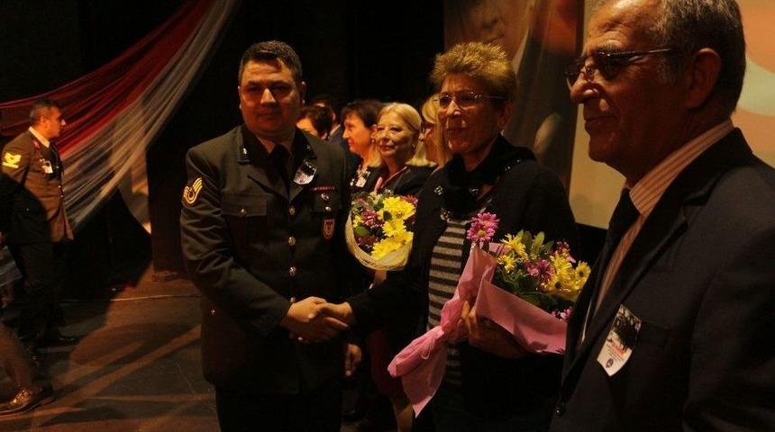 Kuşadası&rsquo;nda &Ouml;ğretmenler G&uuml;n&uuml; Kutlamaları