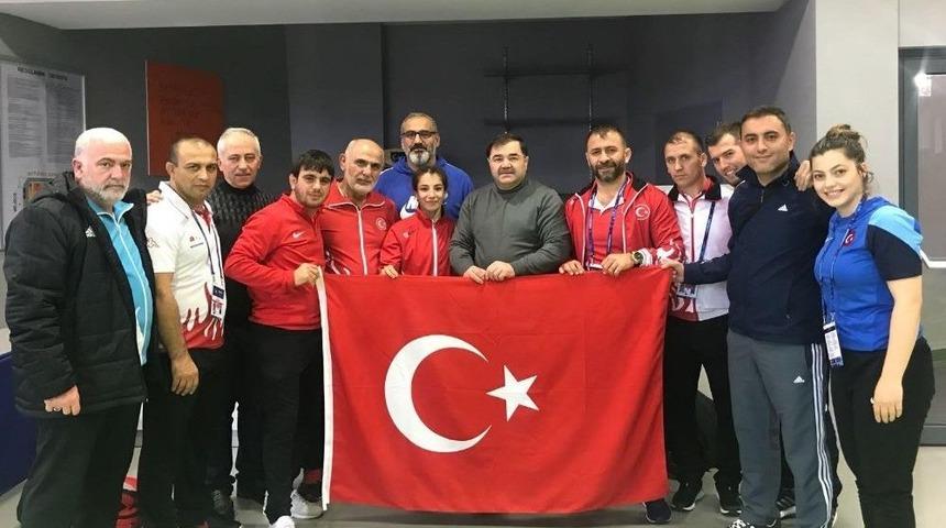 Evin Demirhan D&uuml;nya Şampiyonu