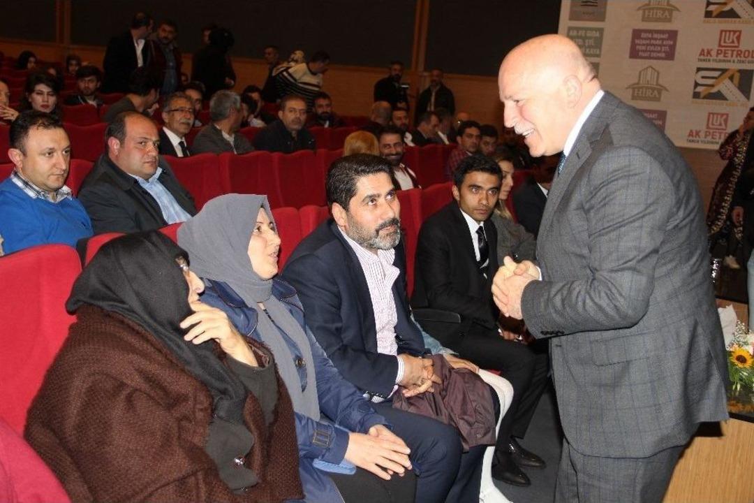 İbrahim Erkal Vefatının Birinci Yılında Şarkılarıyla Anıldı