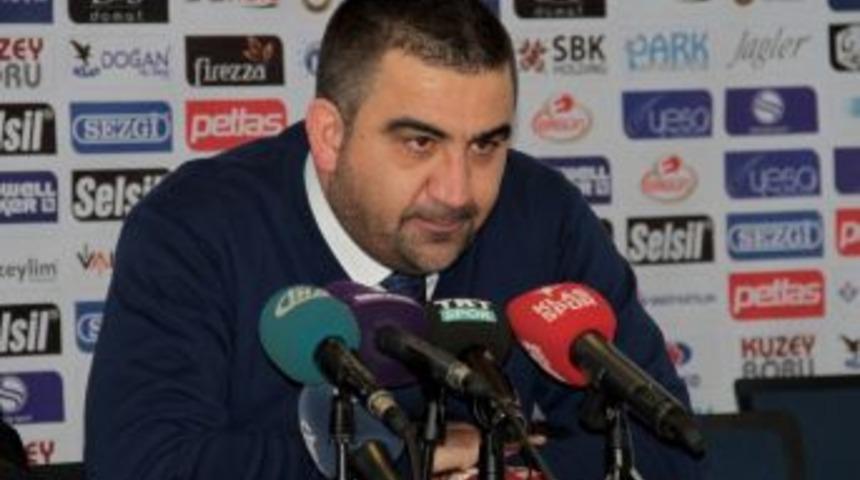&Uuml;mit &Ouml;zat: "o Taraftarlar Arasında Ankarag&uuml;c&uuml; Taraftarı Vardı Galiba"