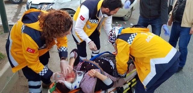 Tır İle Otomobil &Ccedil;arpıştı: 3 Yaralı 2