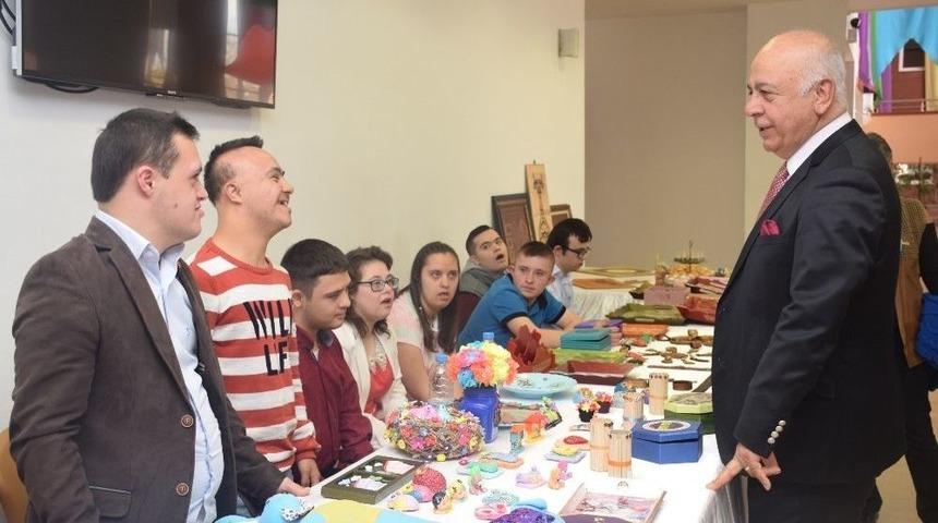 Anadolu &Uuml;niversitesinde &ldquo;tanılamadan Eğitime Erken M&uuml;dahale&rdquo; Paneli