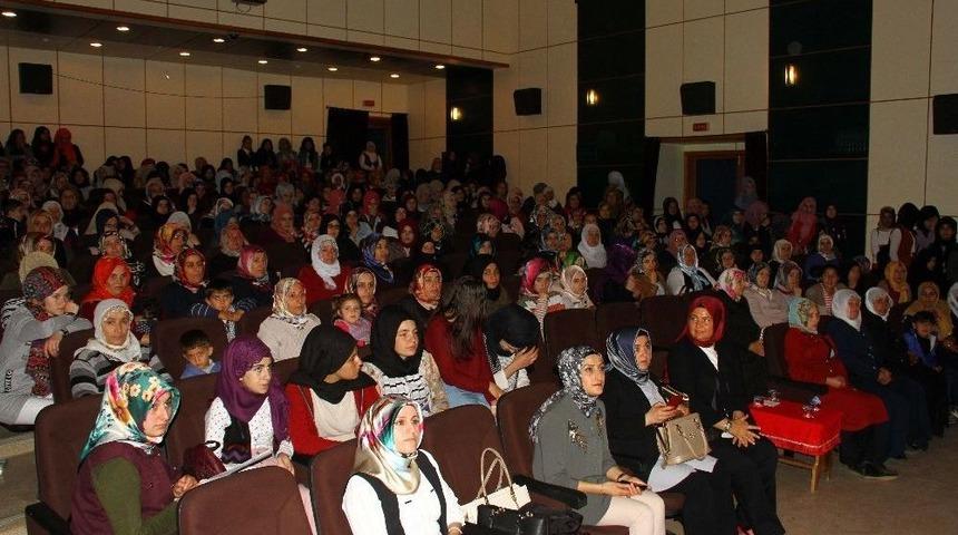 Hizan&rsquo;da &ldquo;anneler G&uuml;n&uuml;&rdquo; Programı