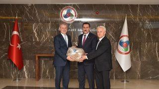 Oto Galericilere Müjde