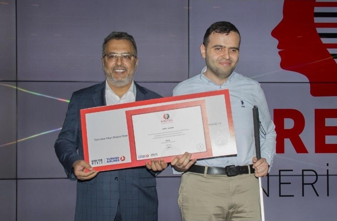 Thy&rsquo;den &Ccedil;alışanlarına &Ouml;d&uuml;l