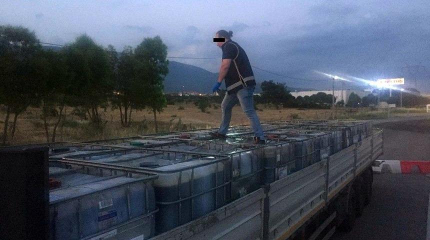 19 Bin Litre Ka&ccedil;ak Akaryakıt Ele Ge&ccedil;irildi