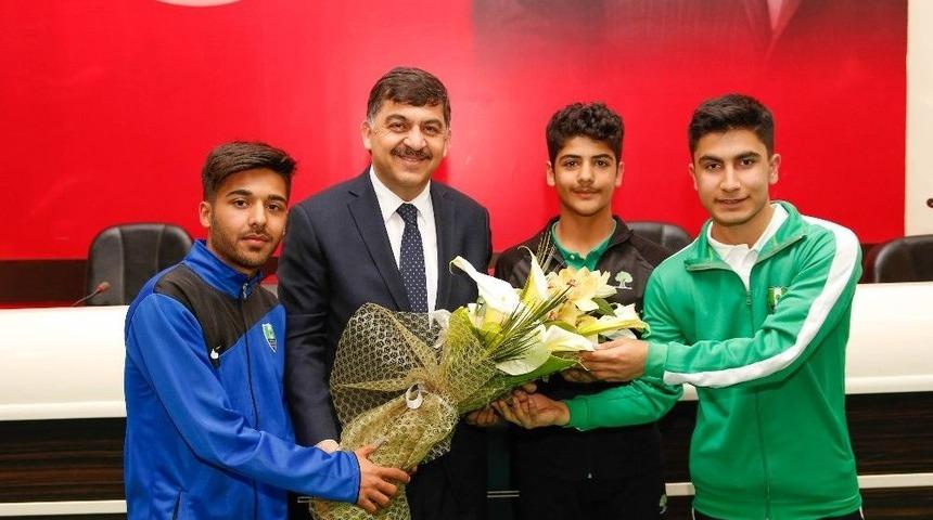 Gkv&rsquo;de Teknoloji Bağımlılığı Anlatıldı