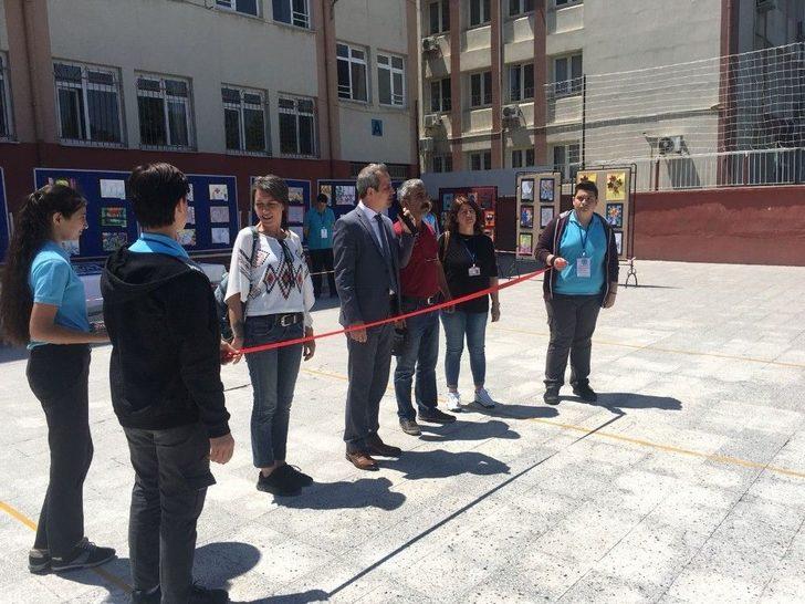 Şehitler Ortaokulundan Yılsonu Sergisi G3