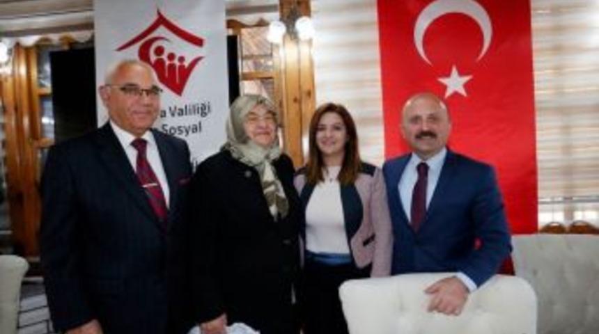 Vali Varol: &ldquo;aile, Bir Milleti Millet Yapan M&uuml;essesedir&rdquo;