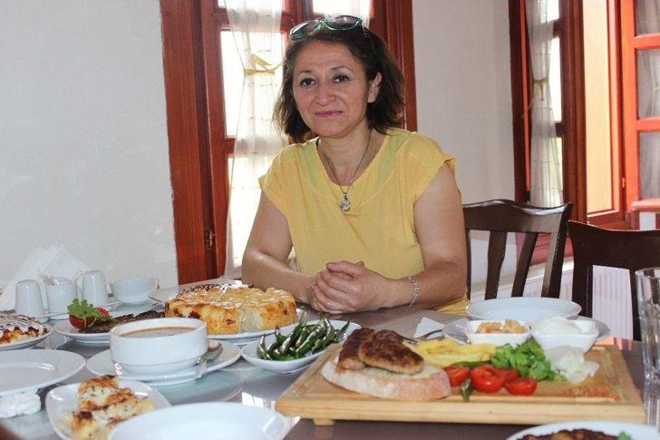 Kadın Girişimci Balkan Kültürünü Yaşatmaya Çalışıyor G2