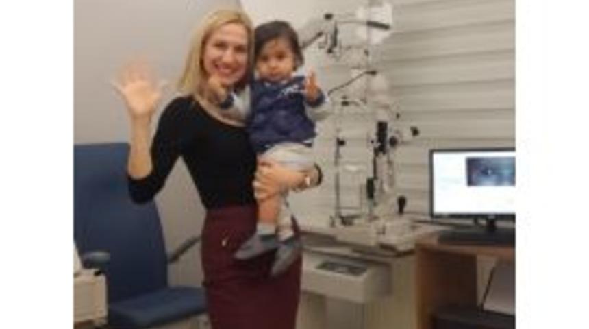 S&uuml;rekli Cep Telefonu Kullananlarda G&ouml;zlere Dikkat