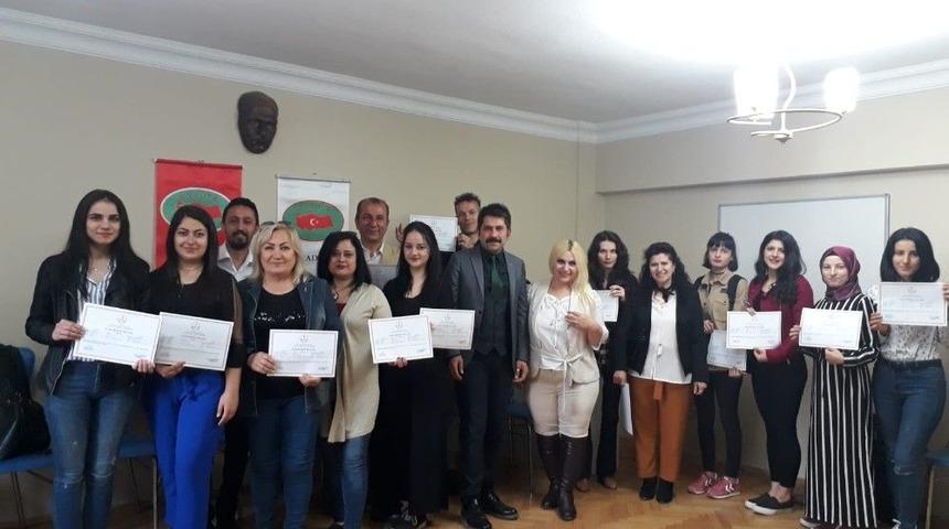 Diksiyon Eğitimini Tamamlayan Kursiyeler Sertifikalarına Kavuştu