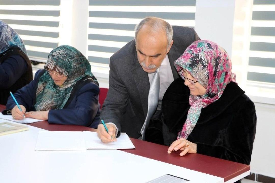 Okumanın Yaşı, Vakti Ve Zamanı Yok